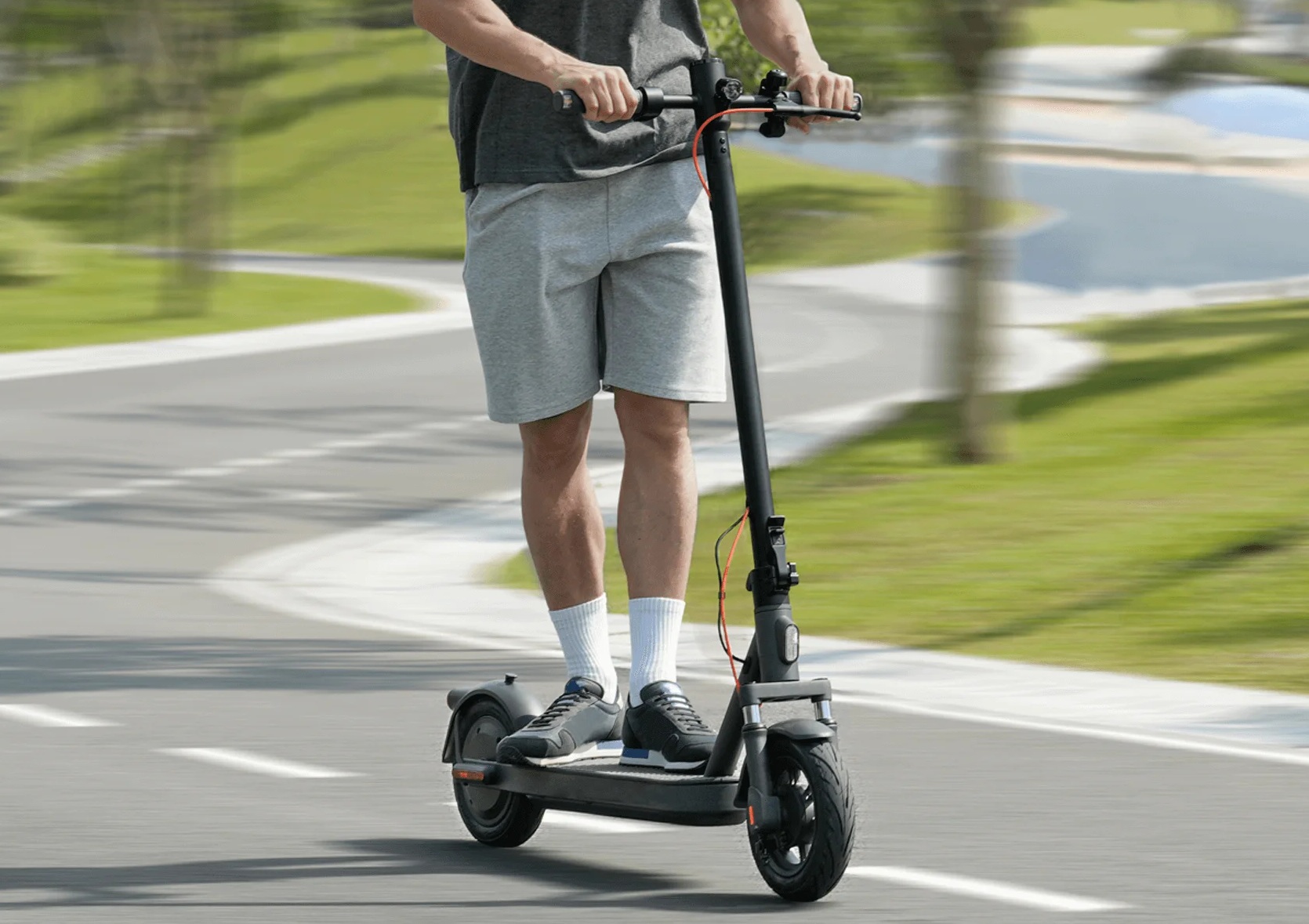 Xiaomi_Electric_Scooter_Elite_5584a1a8.jpg