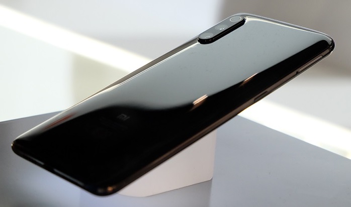 Xiaomi_Mi_9S_414546.jpg
