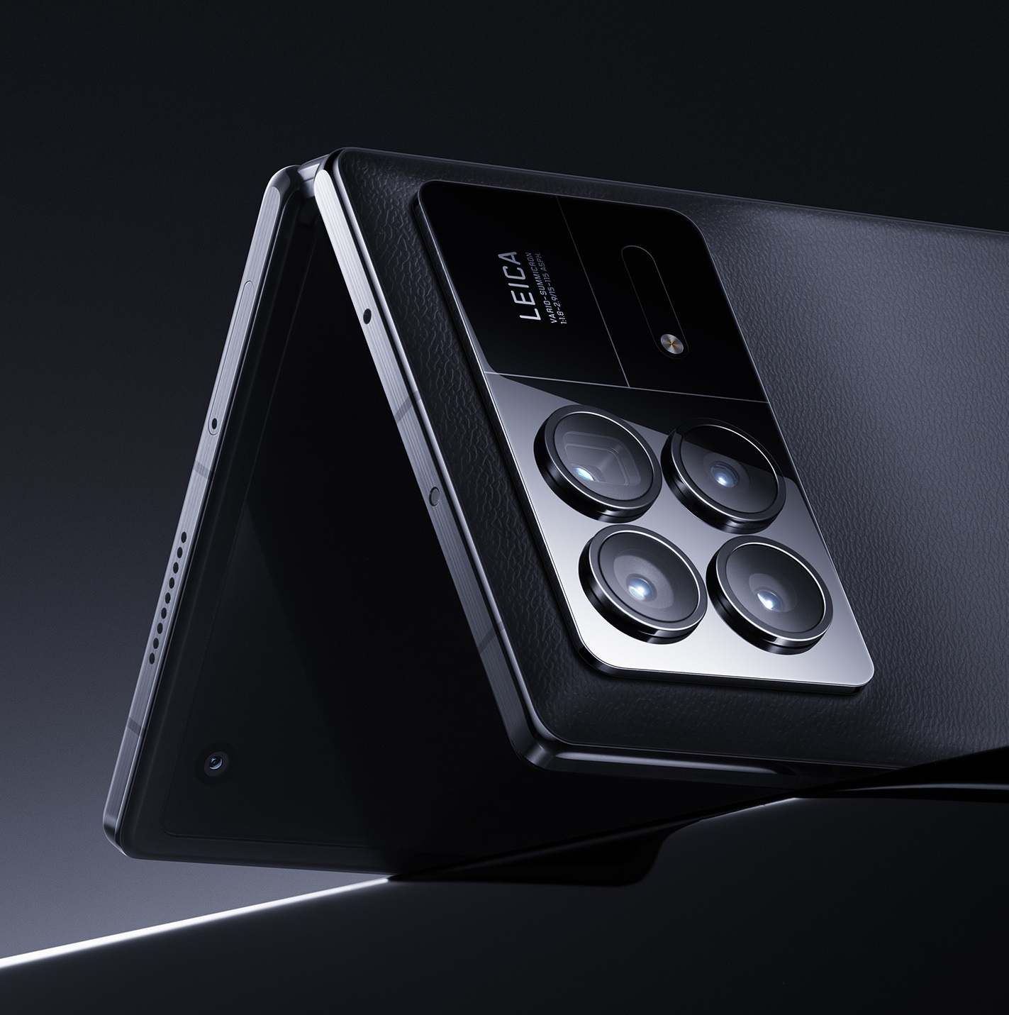 смартфон Xiaomi Mix Fold 3