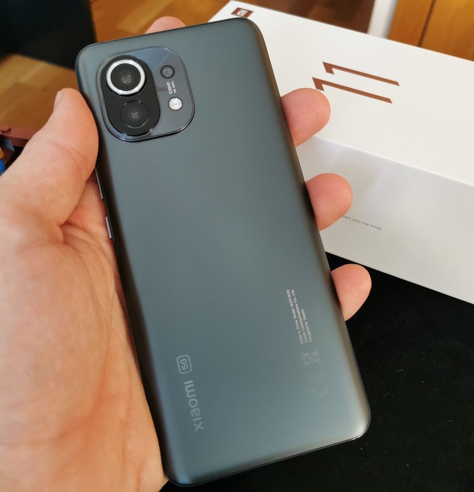 Смартфон Xiaomi Mi 11 цена