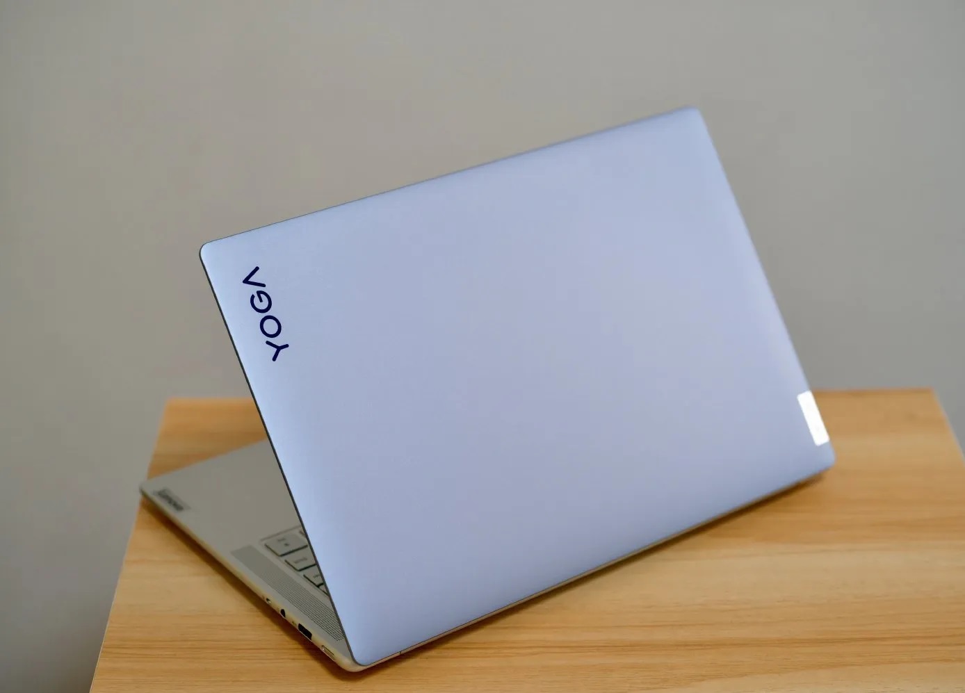 Lenovo YOGA Pro 2023