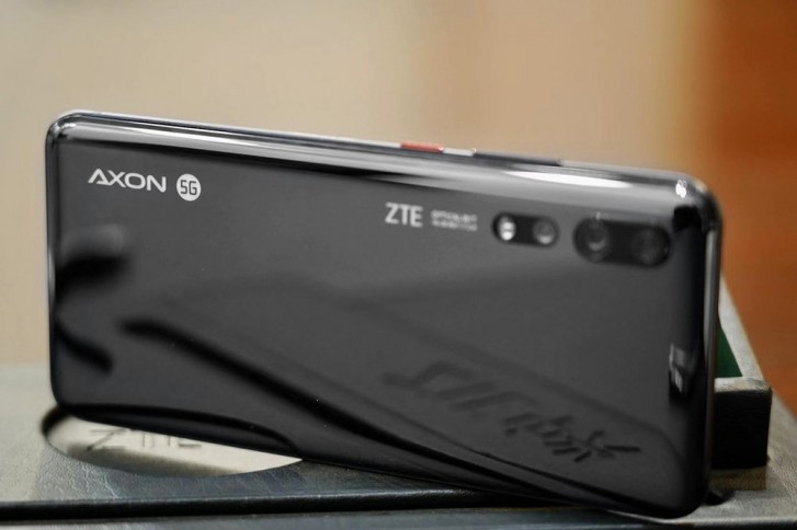 ZTE_Axon_10s_Pro_211.jpg