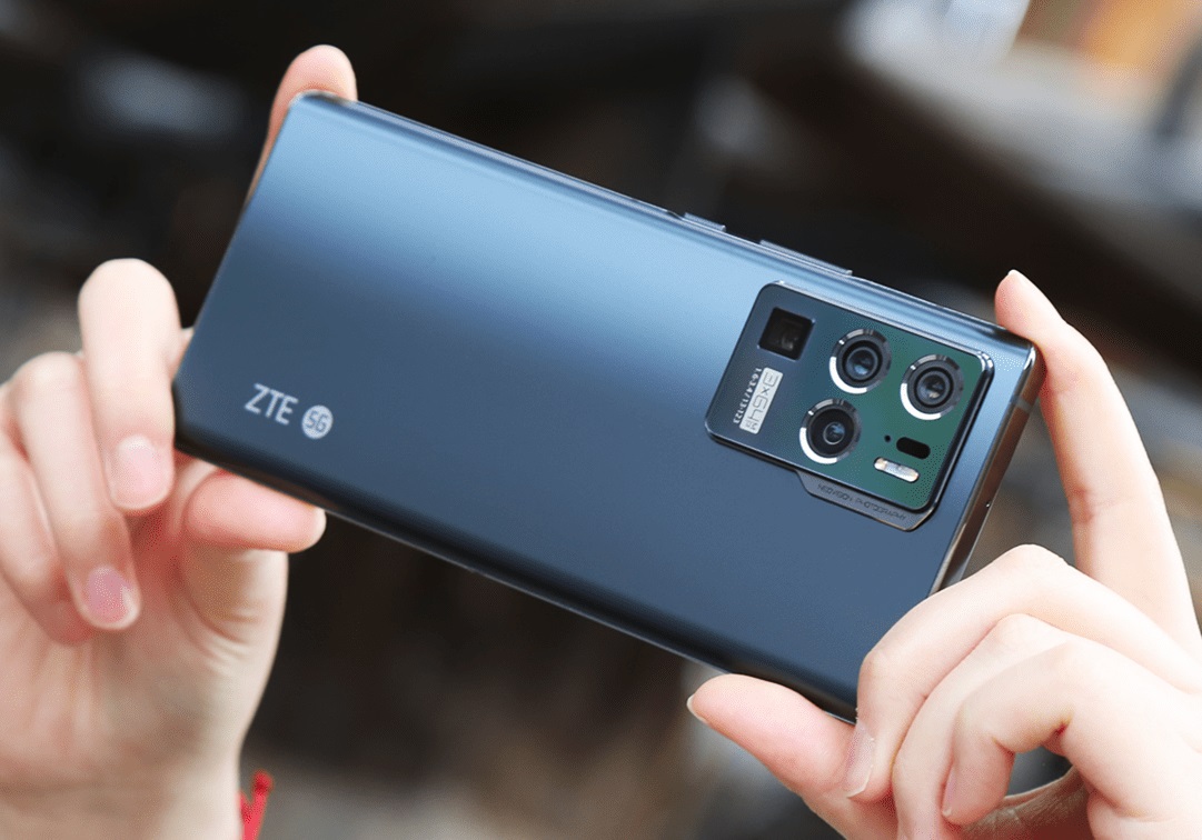 ZTE Axon 30 Ultra