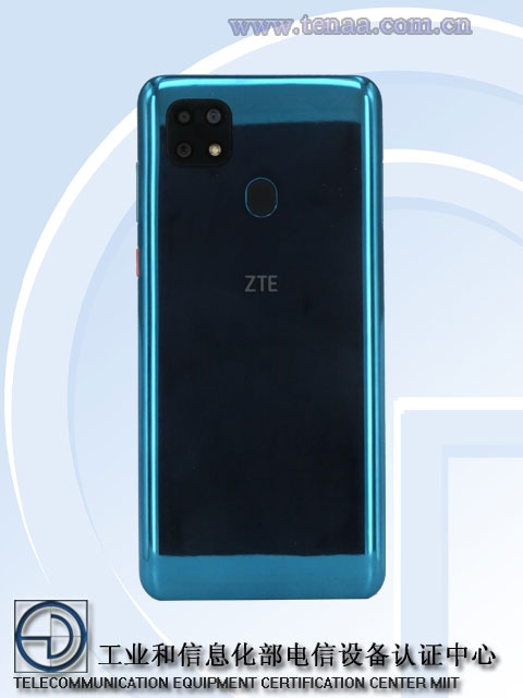 ZTE_Blade_20_24567.jpg