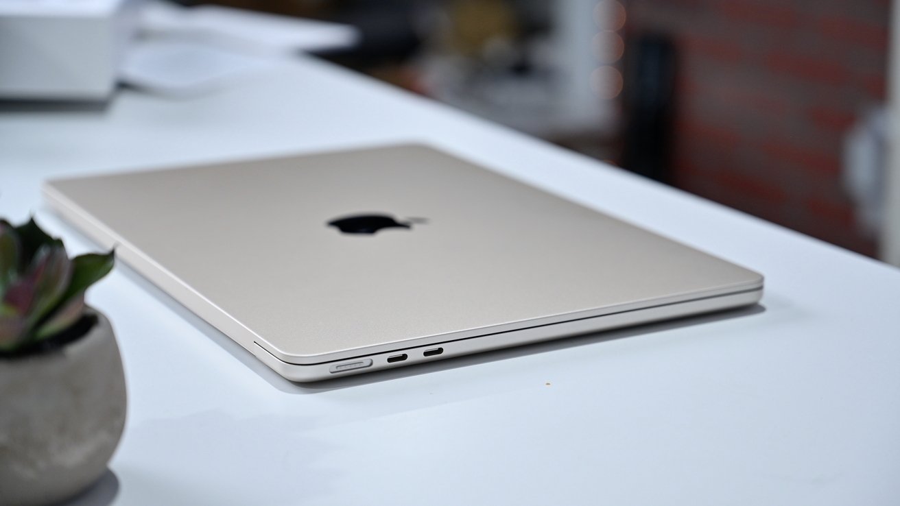 Apple планирует релиз ноутбука, оснащенного складным дисплеем