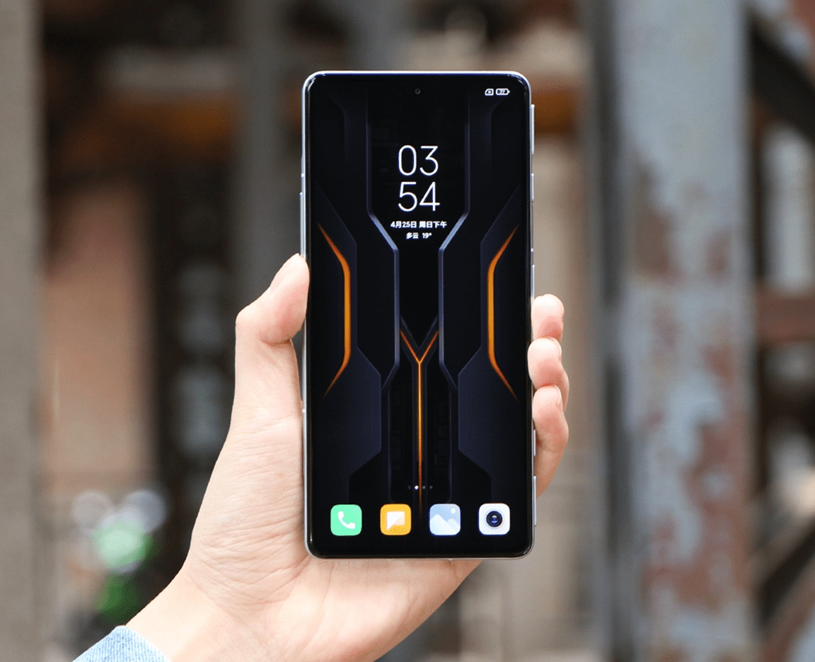 Xiaomi планирует реализовать 2 миллиона смартфонов Redmi K40 Game Enhanced Edition