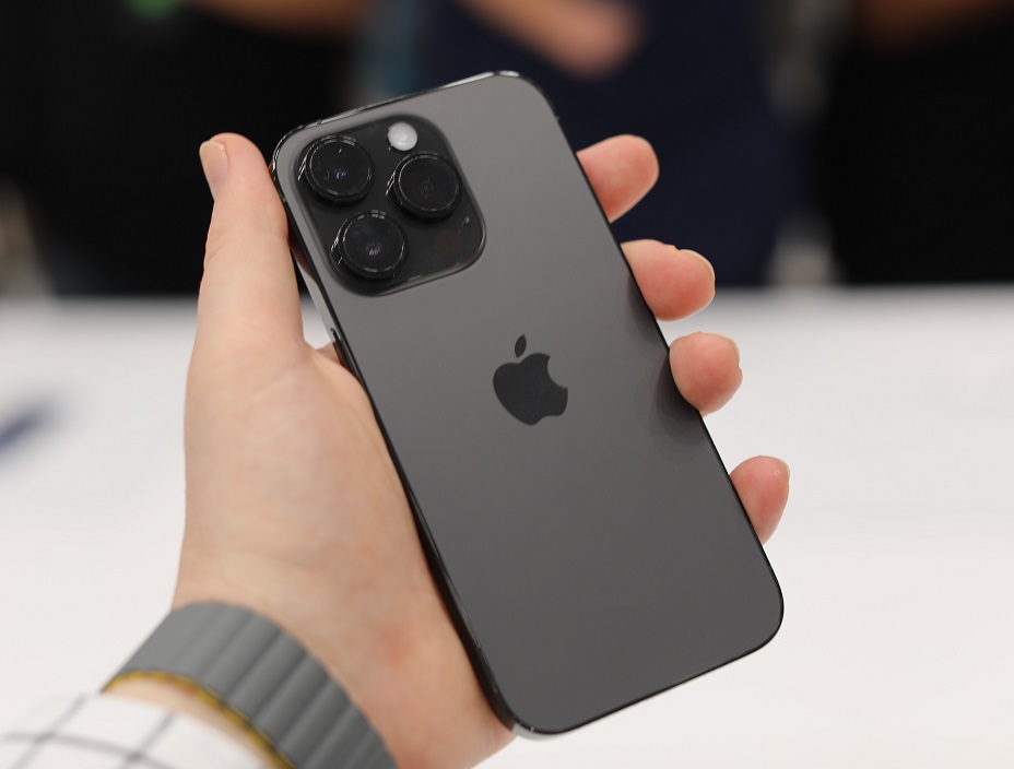 iPhone 14 Pro продемонстрирован в расцветке Space Black