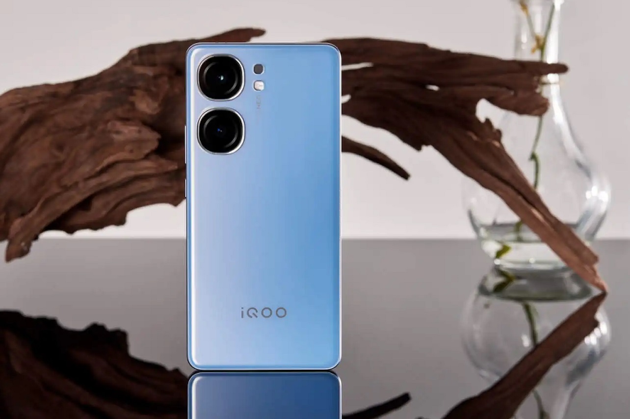 В Китае начались продажи смартфонов серии iQOO Neo9