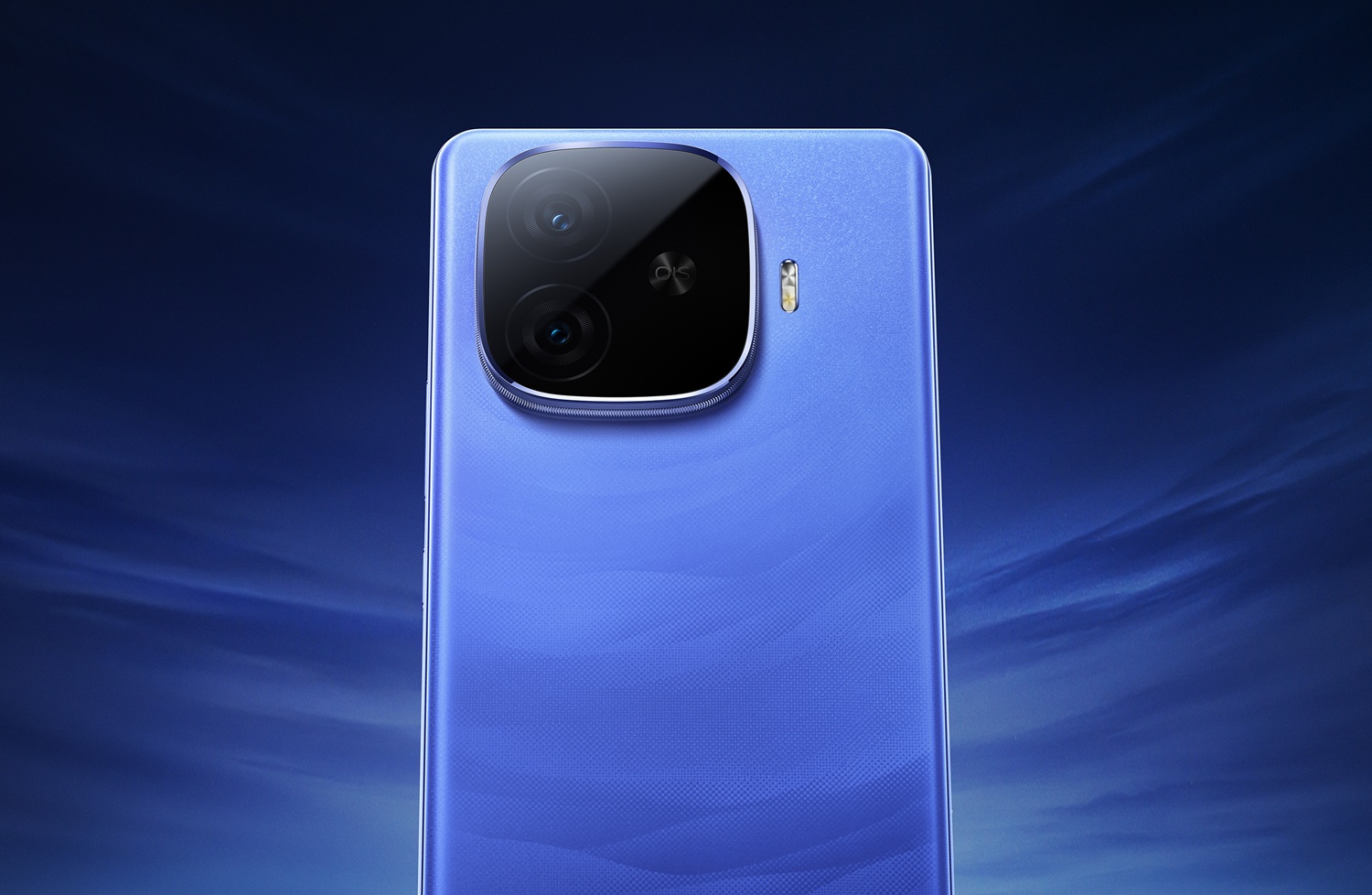 Опубликованы пресс-рендеры iQOO Z9 Turbo Long Battery Edition в цветовой версии Voyage Blue
