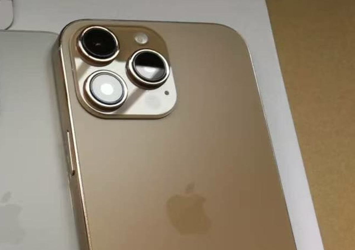 Apple может выпустить iPhone 16 Pro в новой расцветке