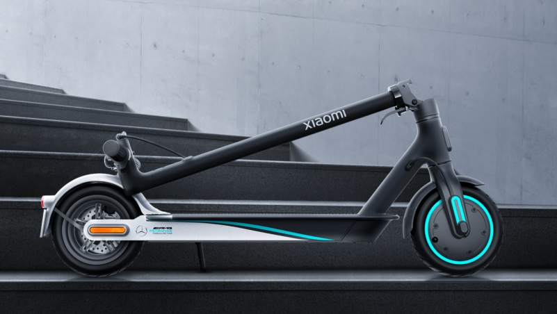 Xiaomi Mi Electric Scooter Pro 2 Mercedes-AMG Petronas F1 Team Edition