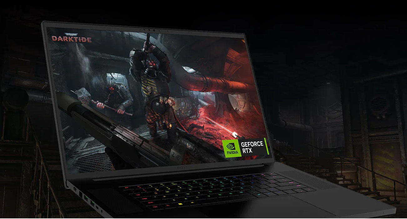 флагманский игровой ноутбук Razer Blade 18 2024