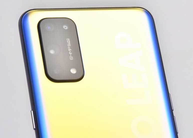 realme_221Vvu.jpg