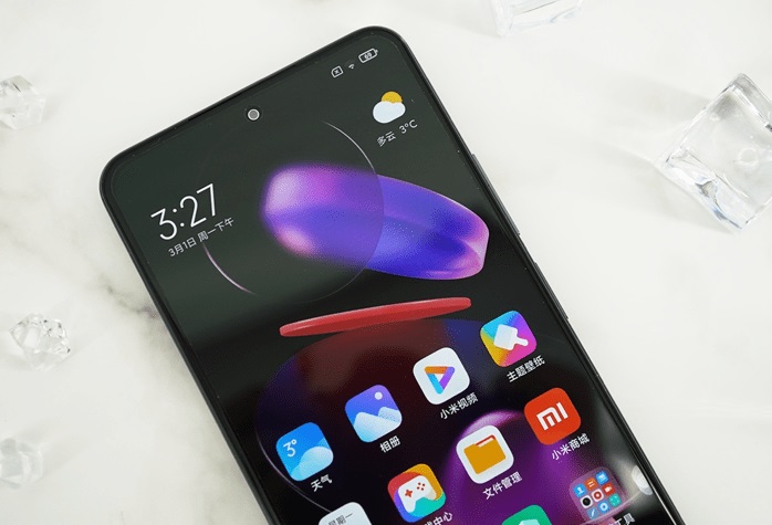 Первый игровой смартфон Redmi будет оснащен 120 Гц дисплеем и батареей 5000 мАч