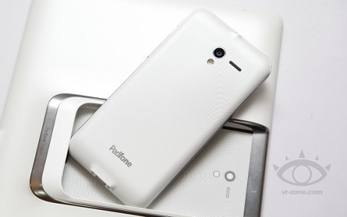 ASUS__Padfone_2_white_3