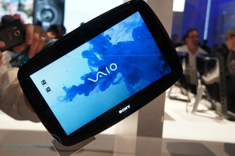 Sony_Slate_Vaio_4