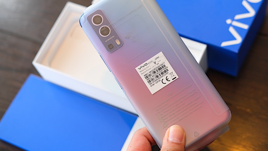 Vivo Y72 характеристики и фото