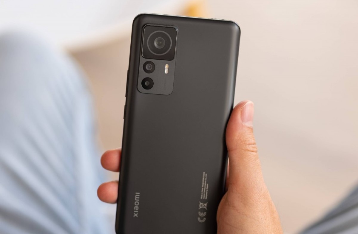 Xiaomi тестирует HyperOS для флагмана Xiaomi 12T Pro